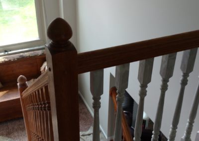 The-Paint-Butler-Columbus-Ohio-Staircase-Restoration-Hilliard-Hand-Rail-Before